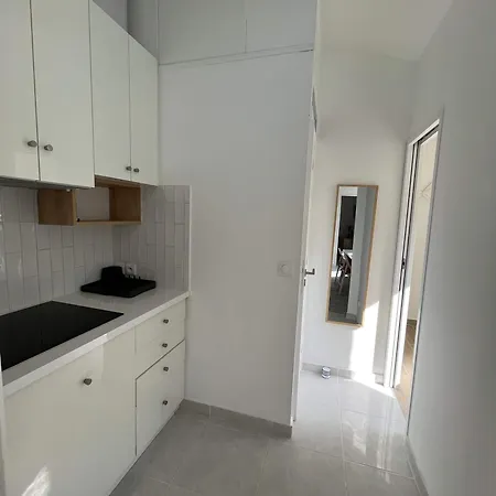 3 Bedrooms House With Terrace Near Paris *